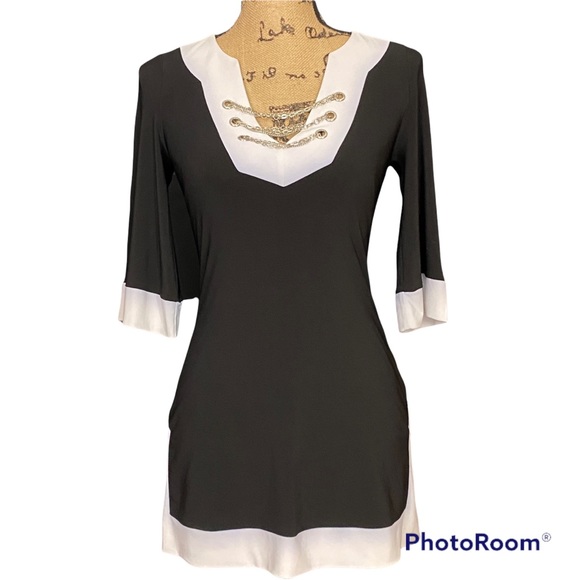 White House Black Market Tops - White House Black Market Embellished Black and White stretch tunic XXS